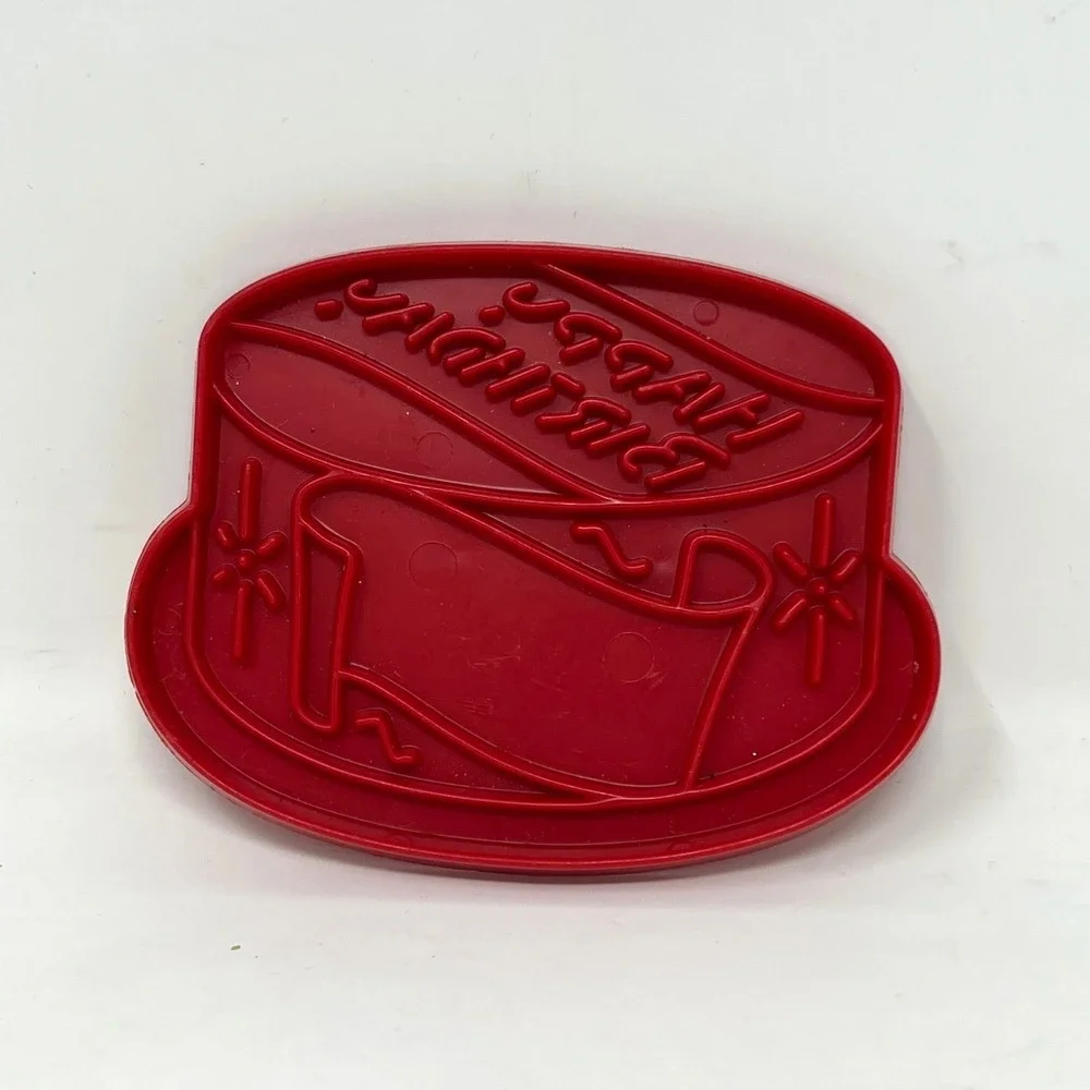 Vtg Tupperware Cookie Cutters Red Plastic with Handles SET of 4 Pig Rabbit Cake